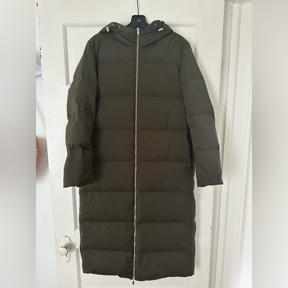 Theory Puffer Coat City Poly in Dark Rosemary